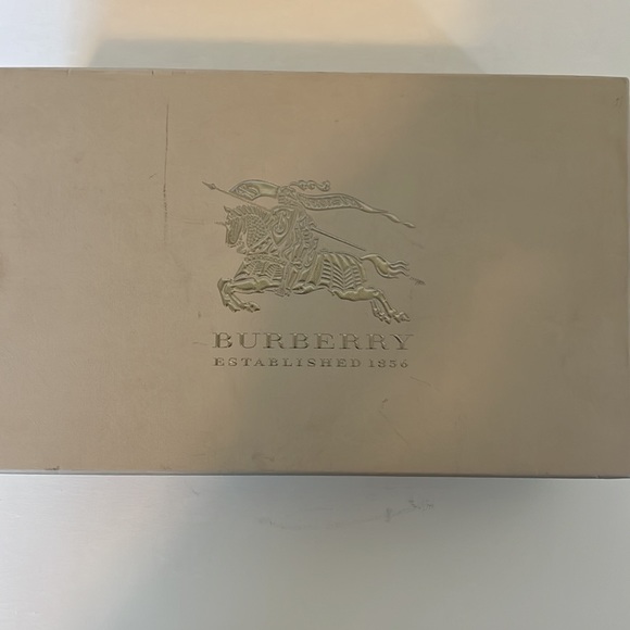 Burberry Black Sling Back - Picture 10 of 10